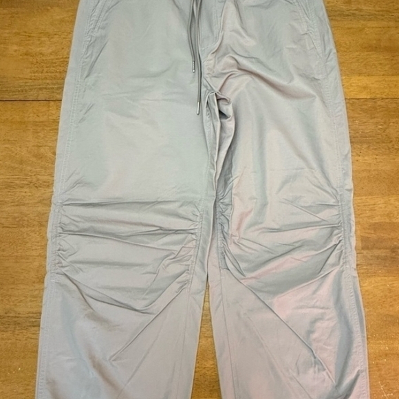 Abercrombie Women's Khaki Track Pants - Picture 3 of 7